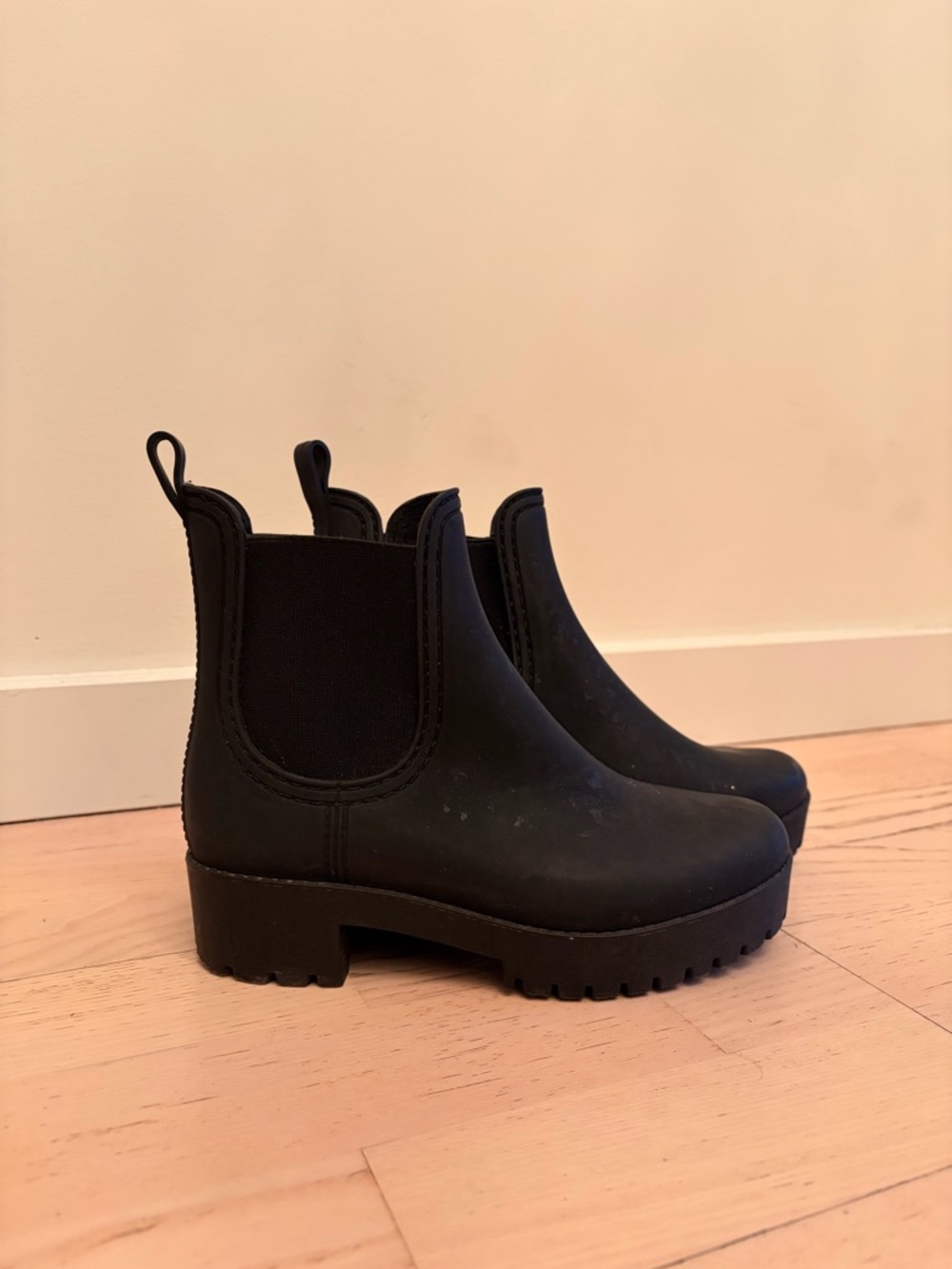 Jeffrey Campbell Black Chelsea Lug Sole Ankle Rain Boots